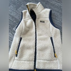LL bean Sherpa vest